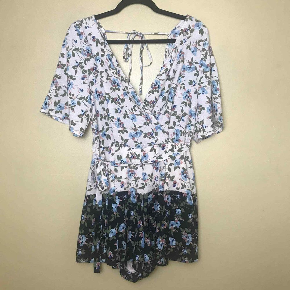 TRIXXI Romper Womens Medium Floral Color‎ Block Pink Surplice V Neckline Kimono - Picture 3 of 13